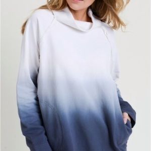 Ombré White to Blue Sweatshirt Cowl Neck Size Medium